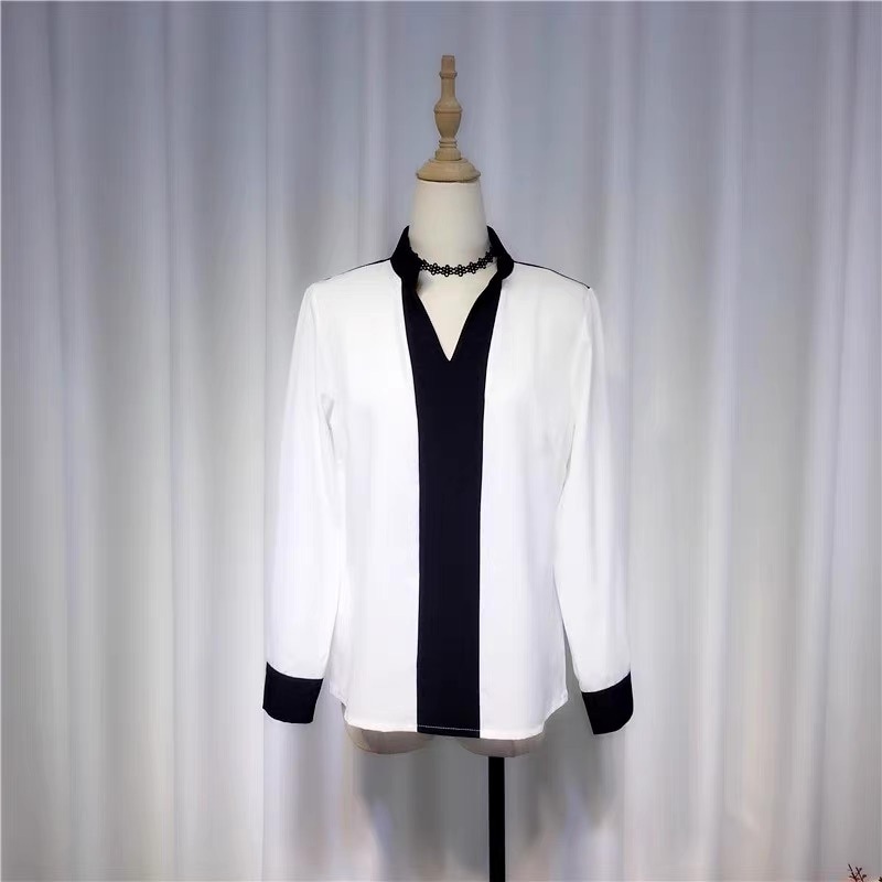レディース トップス シャツ ブラウス 長袖 Vネック フェミニン かわいい 大人可愛い きれいめ シンプル 上品 おしゃれ かっこいい レトロ こなれ感 クール モード系 エレガント モダン 存在感