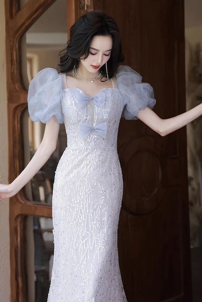 優雅な魚の尾のタキシードのスカートの軽くて豪華な金の高級感のスパンコールの宴会の人気の小さい大衆の司会 6,134円