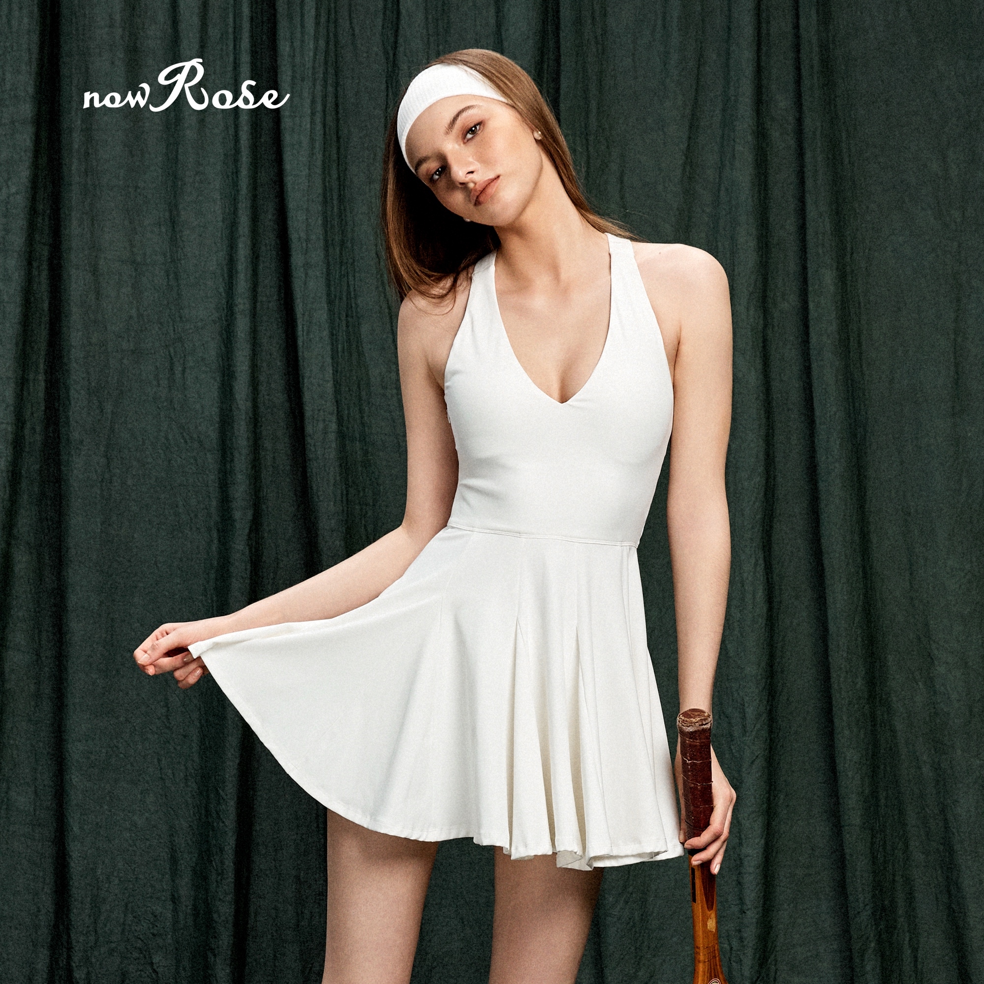 速乾 ゴルフウェア スポーツウェア テニスウェア ワンピース レディース 吸汗 通気 軽量 インナーパンツ付き ゴルフウェア バドミントン トレーニング