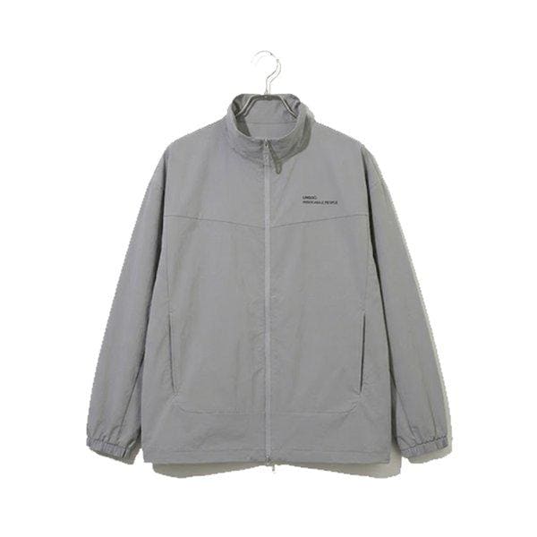 オールラウンドベンチルスタンドネックウィンドブレーカージャケットUR121SJK29GRY