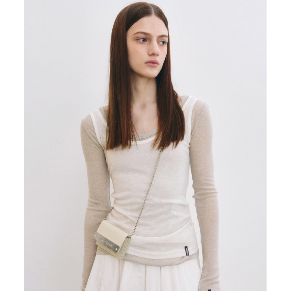 ニック&ニコールニコールミニマルレーベルスリーブレス_アイボリー