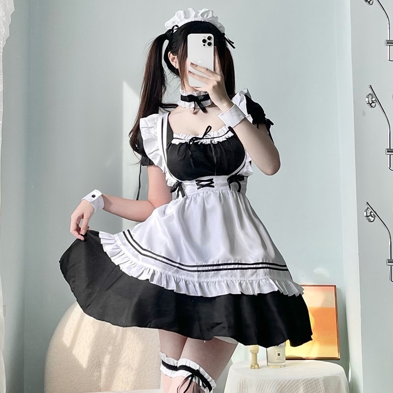 日本の白黒メイド服セクシーな日常ロリータメイド服かわいいロリータドレス大きいサイズコス