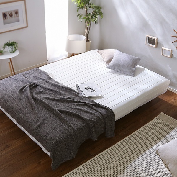 新発想で搬入も組立カンタン ほどよい弾力 脚付きロールマットレス ボンネルコイルスプリング