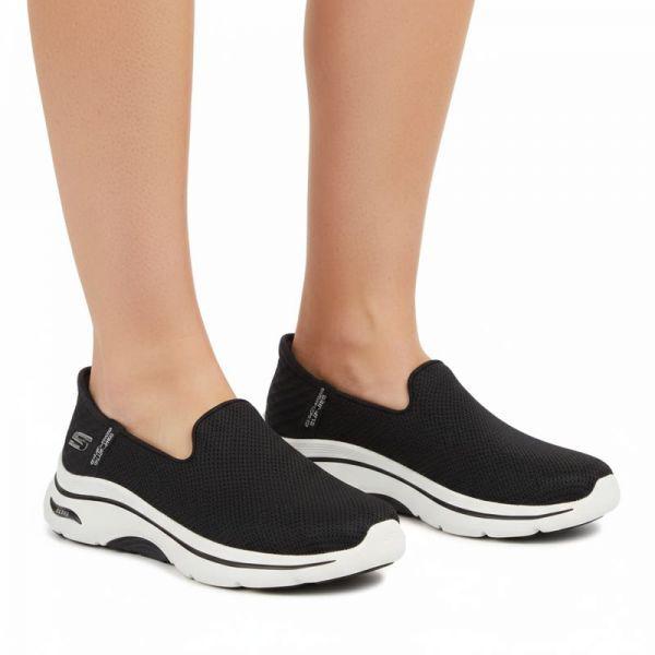 女性 ゴーウォーク アーチフィット 2.0 ワイド スリップイン SP0WWCEY081 ノーマル 20,754円