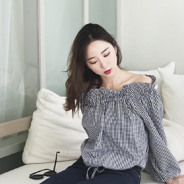 2142.ギンガムチェック オフショルダー トップス（ブラック）