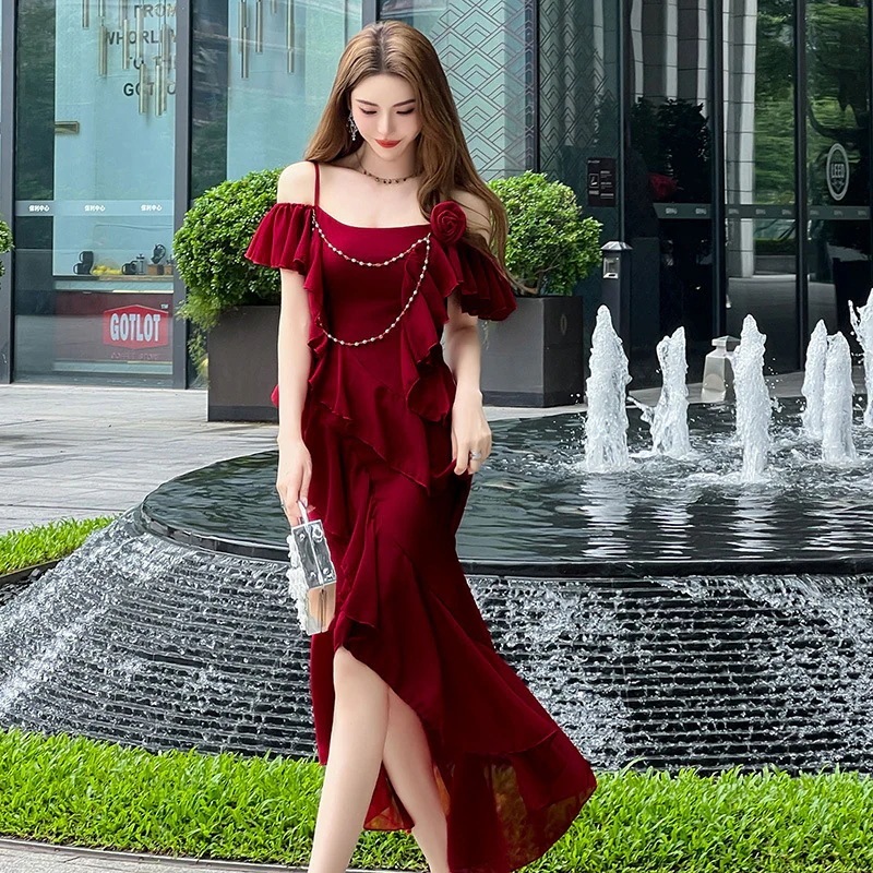 2024夏新品 キャミワンピース オフショルダー フリル 綺麗 ドレス パーティー キャバ 着痩せ 大人 同窓会 披露宴 卒業式 結婚式 演奏会 ウェディング 二次会 メガ割30%までに制限