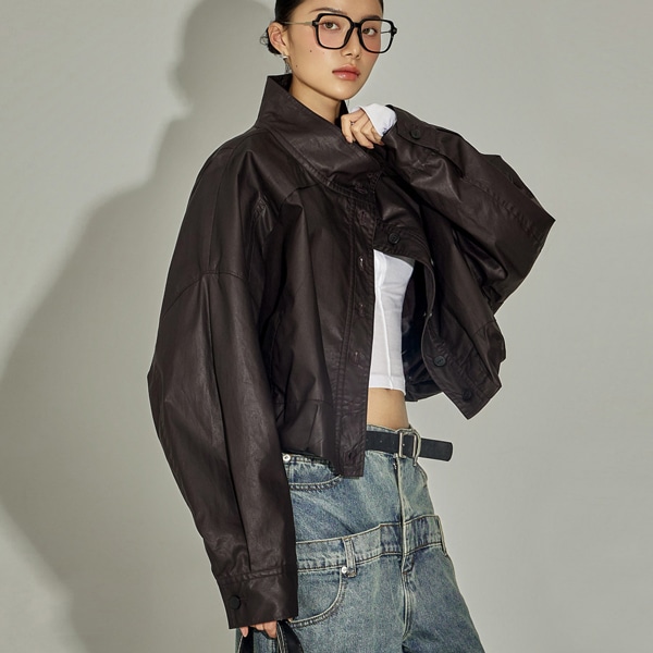 J2842 レザー ボリューム ジャンパー