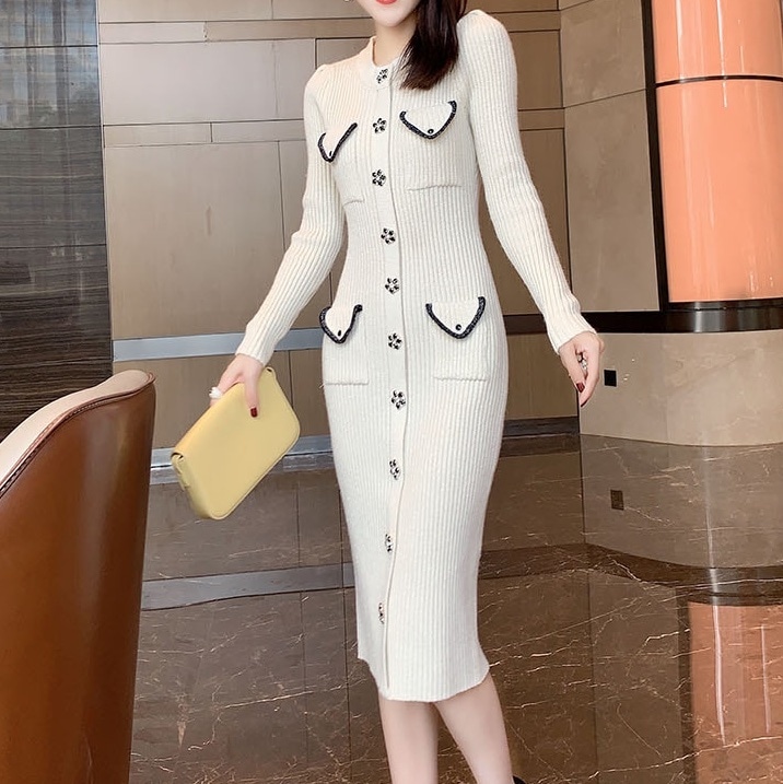 ワンピース ミモレ ミモレ丈 ロング ロング丈 袖あり 長袖 Uネック ラウンドネック ポケット ニット かわいい 大人可愛い おしゃれ お洒落 かっこいい レトロ 大人可愛い 大人女子 こなれ感