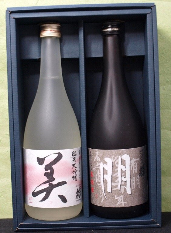 限定蓬莱泉純米大吟醸美（び）と朋（とも）のセット美（び）と朋（とも）720ＭＬ2本詰合せ美しき朋（とも）セット 5,776円