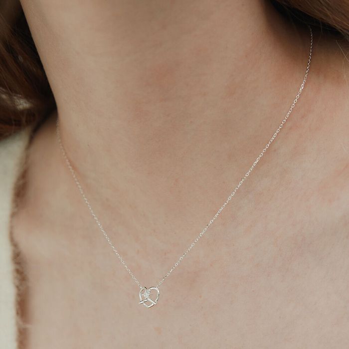 Pretzel Heart Necklace 2色 おしゃれ アイドル愛用ブランド 韓国人気 韓国ファッション 6,052円