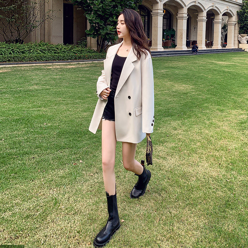 スーツブレザー女性2024型春秋デザイン感小衆気質カジュアル韓国幅
