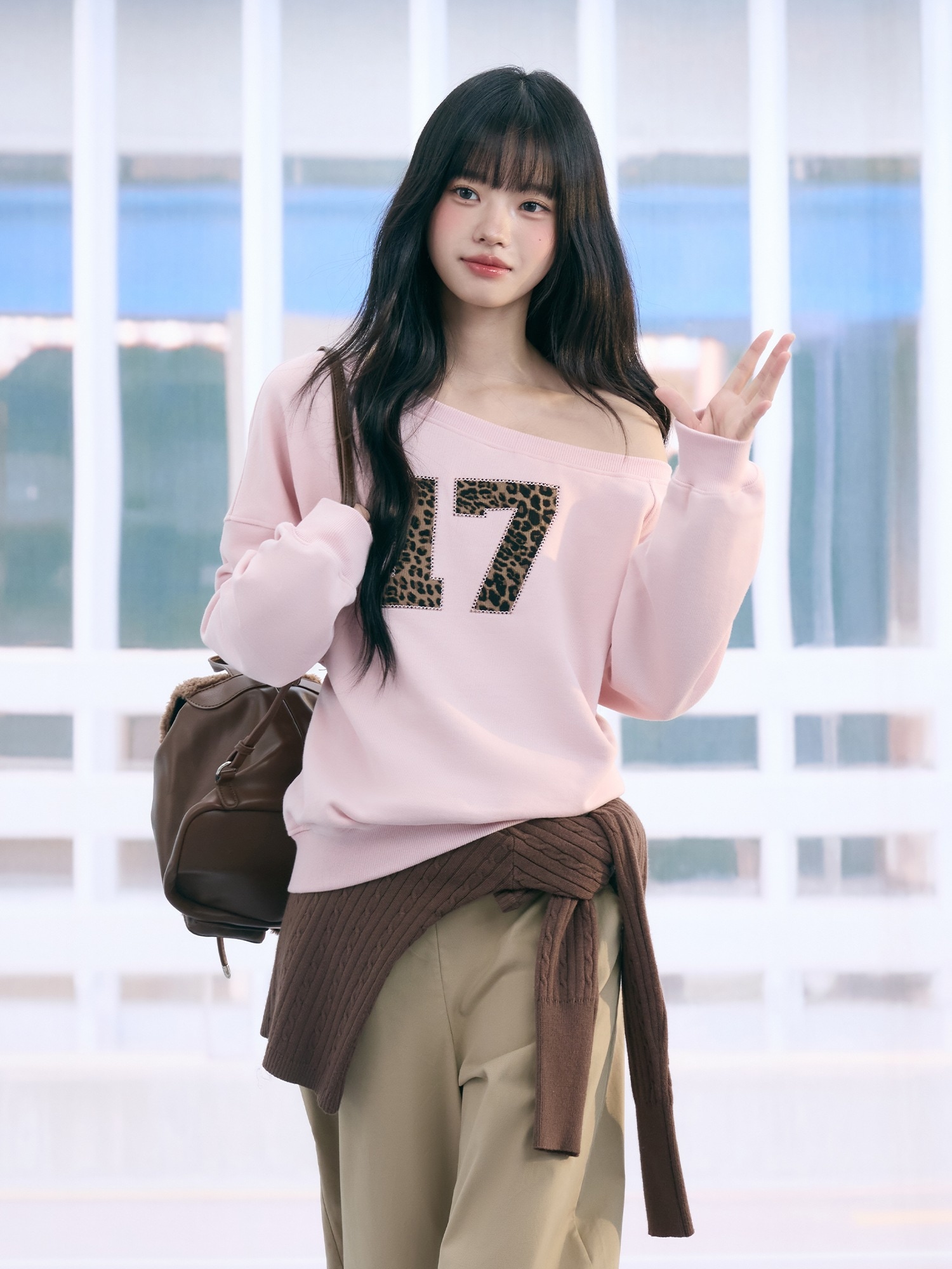 2025秋冬 韓国っぽ 可愛い風 暖かい2type裹起毛 プリント トップス プルオーバートレーナーファッション柄長袖ストリート系丈シルエットTシャツレディースサイズハーフおしゃれカジュアルラグラン