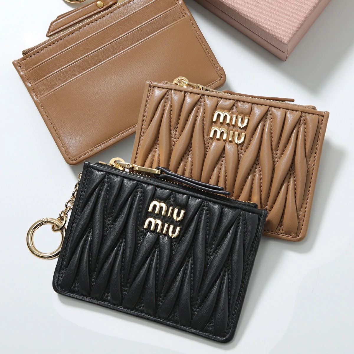 MIUMIU ミュウミュウ コインケース MATELASSE マテラッセ 5MC093 AFPP レディース カードケース ロゴ フック付き フラグメントケース カラー2色