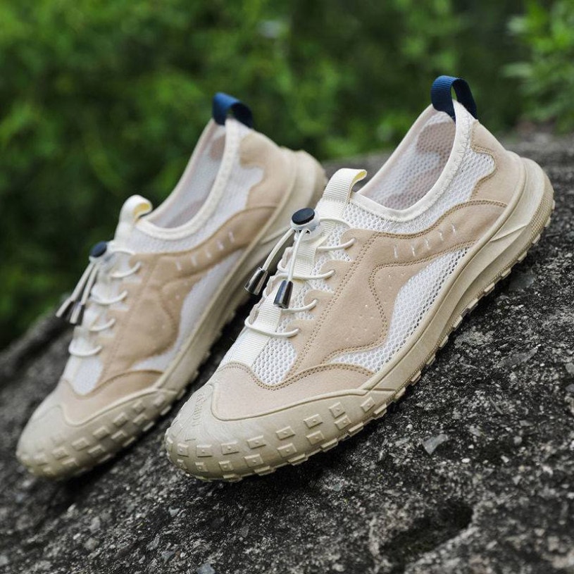 クーポン ローファー ドライビングシューズ 春秋夏 メンズ カジュアル メッシュシューズ モカシン スリッポン 紳士靴 ウォーキングシューズ デッキシューズ 通気性 防臭 速乾 サンダル 軽量 スニー