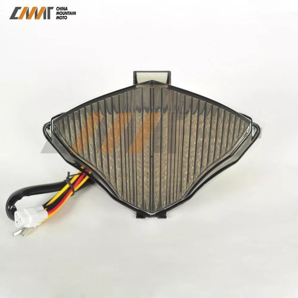 ヤマハYZFR1モーターサイクル用LED ブレーキウインカー yzf 1000 r1 2004 2005 2006 モーターサイクルテールライト スモ