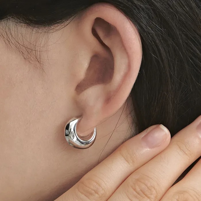 H Edition Silver (W) Volume Hoop Earrings アクセサリー ピアス ネックレス ブレスレット レディースファッション 韓国 コスメ 芸能人着用