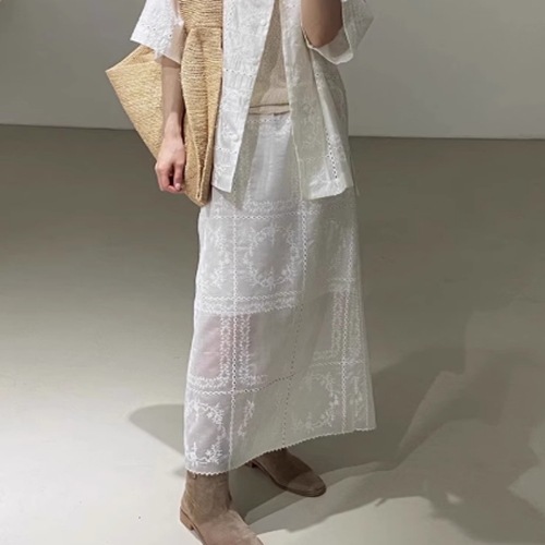 ロング スカート 透け感 薄手 レディース ストレート フェミニン 刺繍 ウエストゴム 大人可愛い きれいめ シンプル カジュアル 上品 おしゃれ こなれ感 ラフ ルーズ 個性的 エレガント 主役級