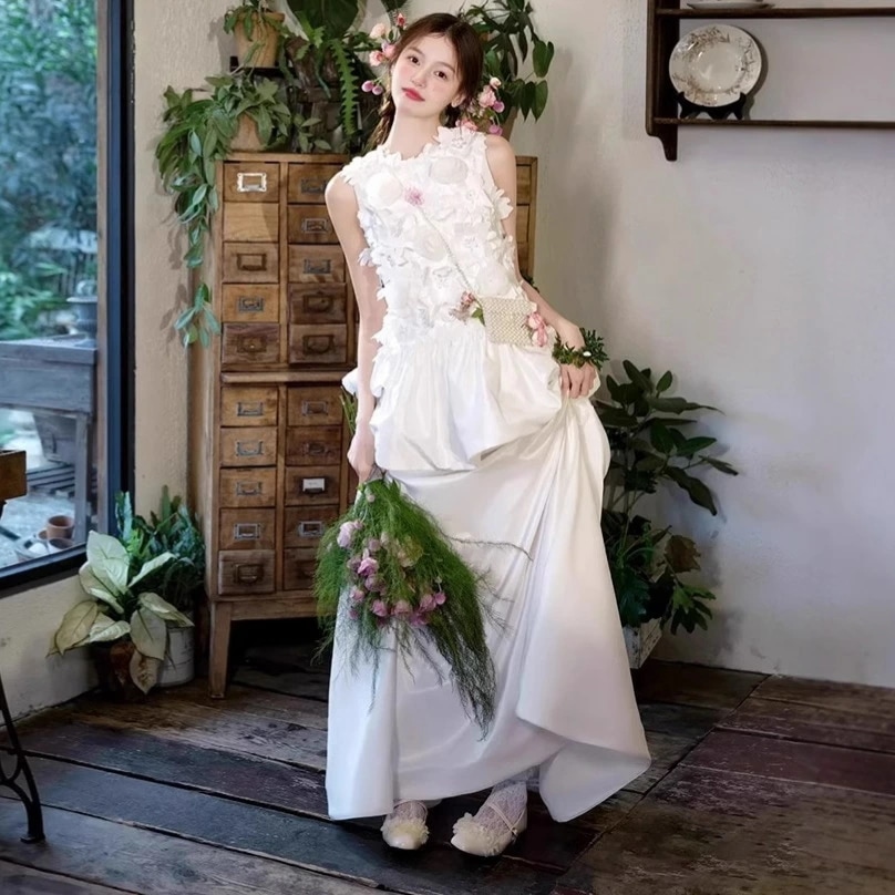 ロングドレス レディースドレス レトロドレス 花柄 披露宴 演奏会 ホワイト 可愛い エレガント パーティー 二次会 ステージ イベント 発表会 袖なし ワンピース 魅力的 女性用 フランス風 森