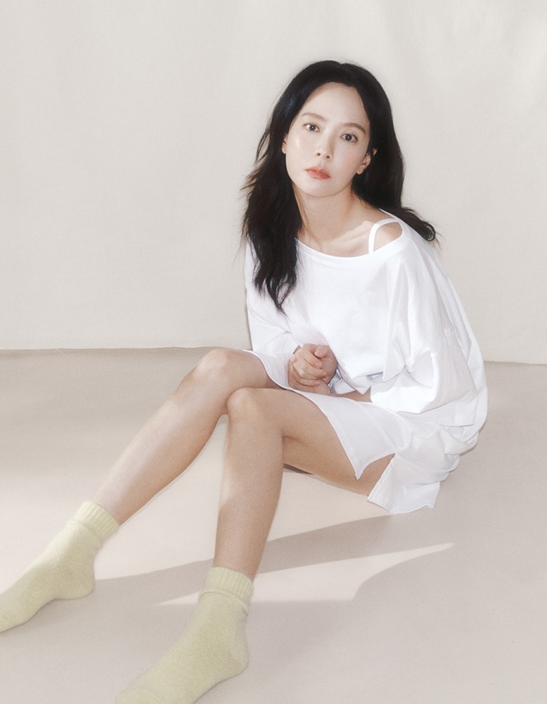 [ランニングマン ソンジヒョ ブランド モデル 着用] ニーナ オーバーサイズ ルーズフィット Tシャツ 韓国の人気ブランド