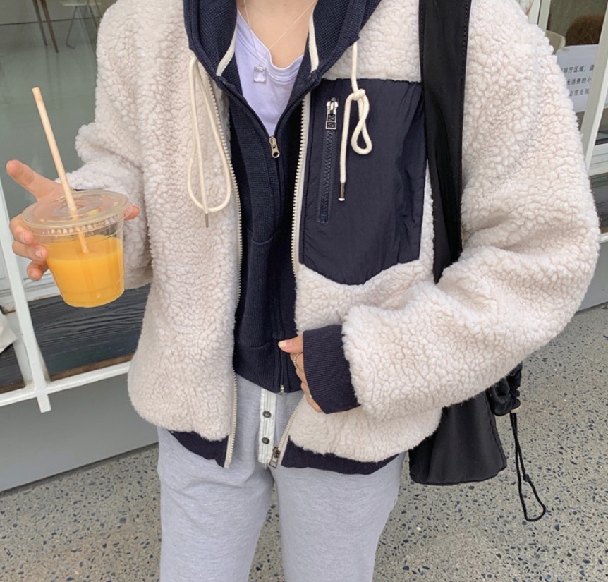 人気ブランドの アウター ブルゾン 大人可愛い かわいい ポリエステル モコモコ もこもこ 長袖 袖あり ジャケット ジャンパー・ブルゾン サイズ:L 