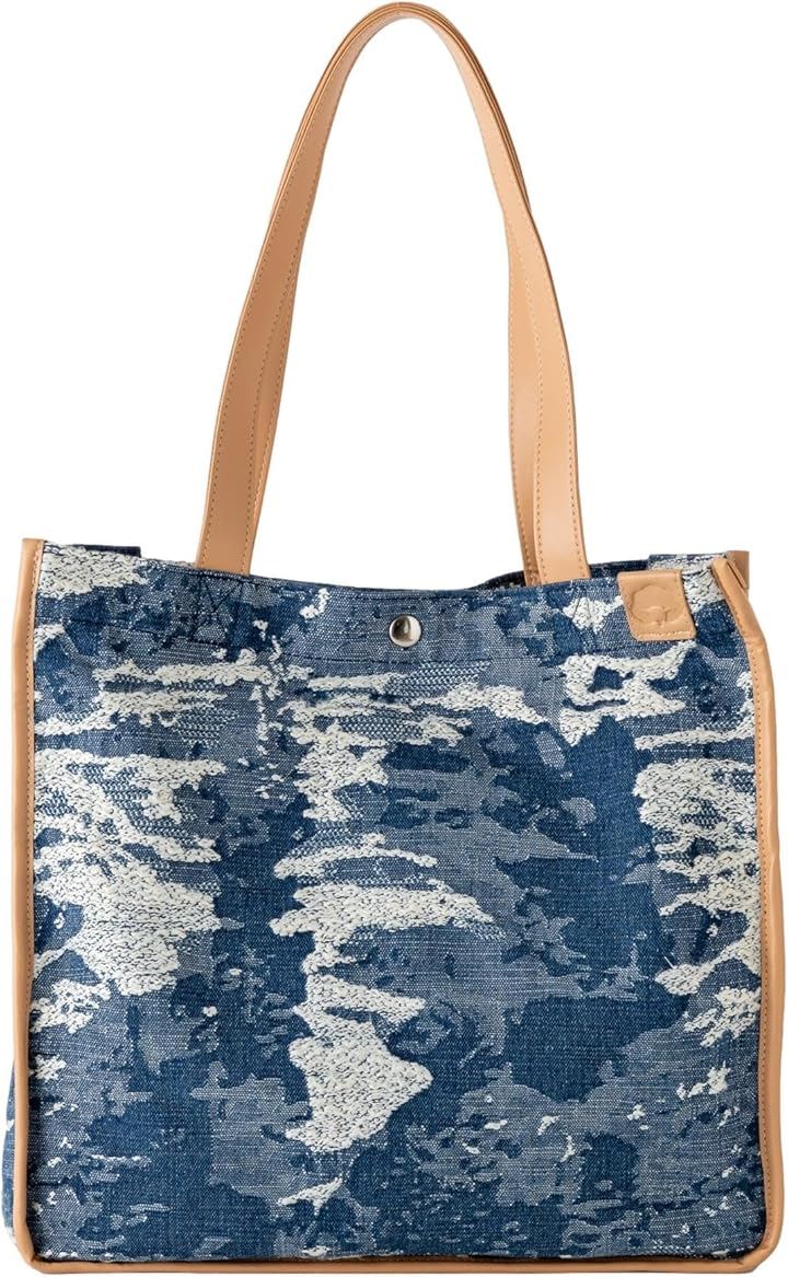 選べる2タイプ 可愛い 迷彩柄 デニム やわらか素材 キャンバス トートバッグ カモフラ ポケット 仕切り ファスナー(ネイビー（ミドル）) 4,805円