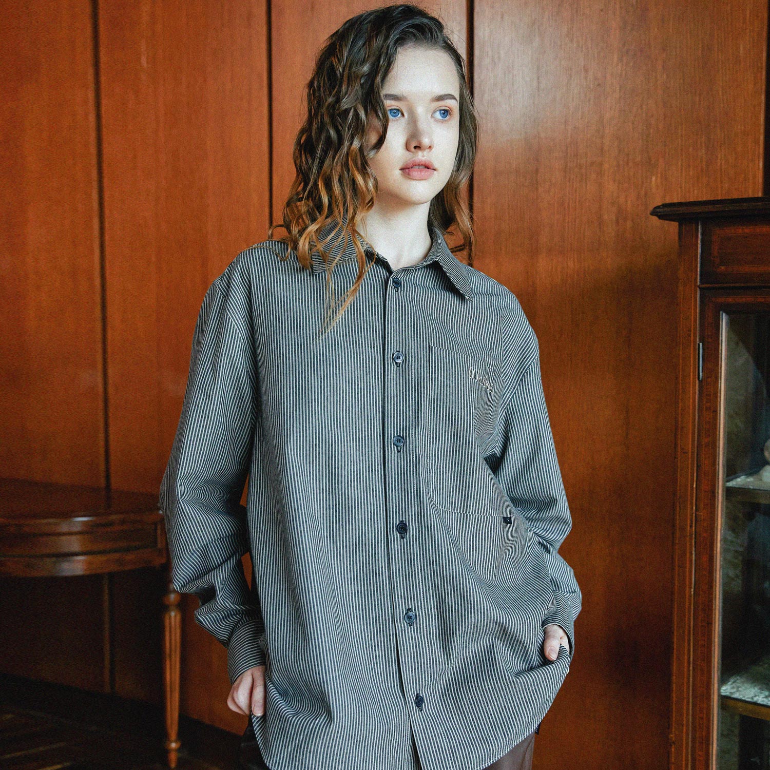 Stripe over fit shirts BLACK