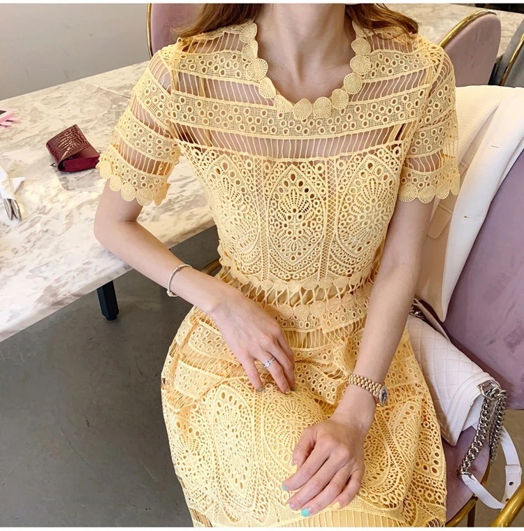 レースAラインワンピース ワンピース フレアワンピース 膝丈 ロング ロング丈 袖あり 半袖 ラウンドネック ワンショルダー ワンショル フレア Aライン レース ハイウエスト 透け感 シースルー