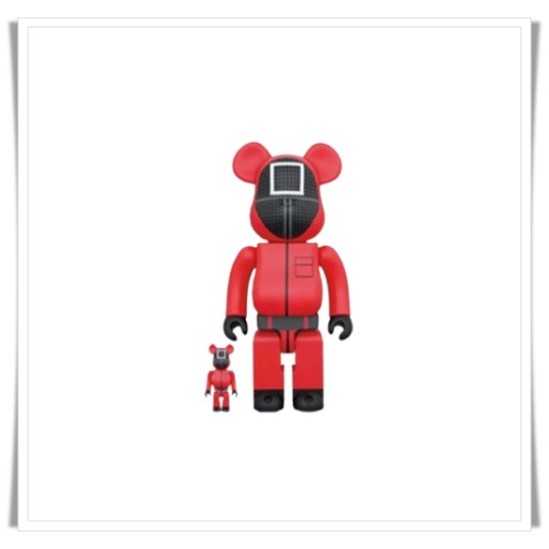 ベアブリック Bearbrick x Squid Game Guard Square 100% & 400% Set