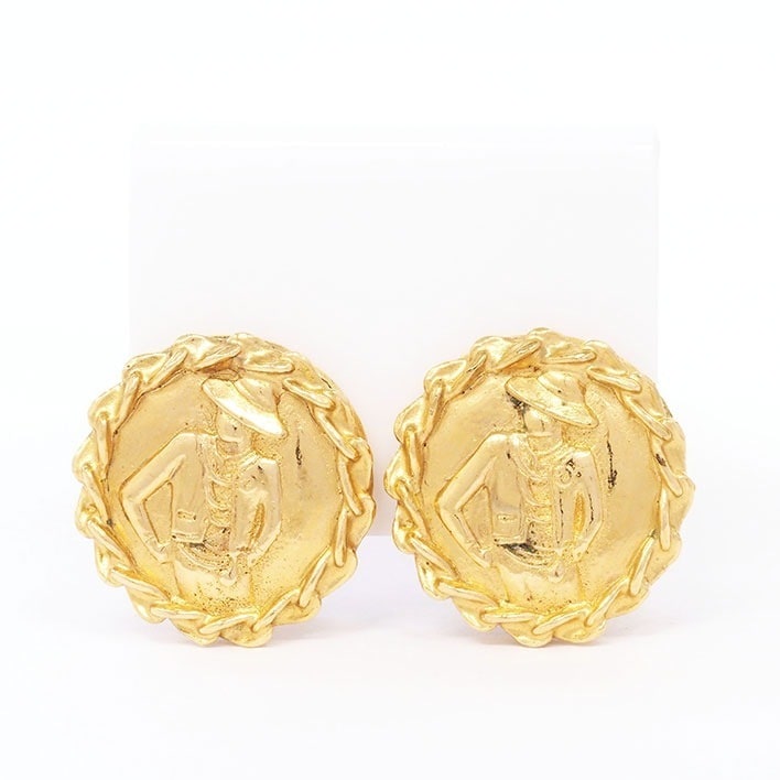 【美品】シャネル ココマドモアゼル ツイスト ラウンド クリップタイプ 【イヤリング】