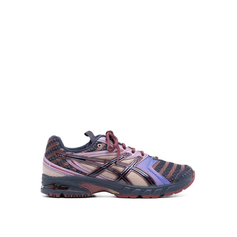 25 FW UB9 S 젤 DS スニーカー 1203A606400 TP443641303 59,828円