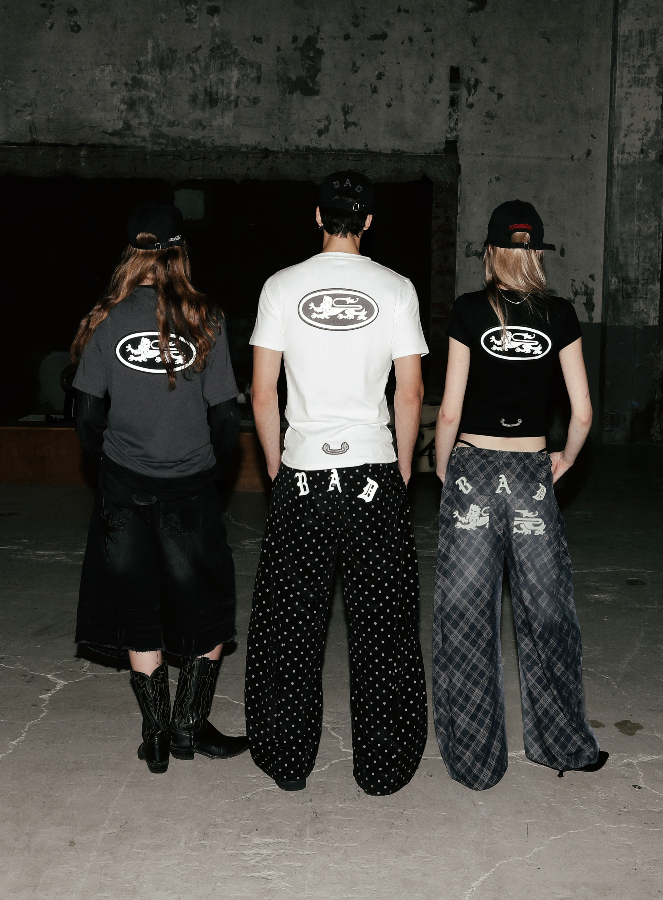 【BADBLOOD】[UNISEX] TINY LOGO JERSEY T-SHIRT : 3COLORS