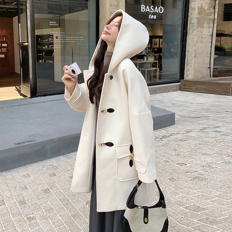 オフホワイトメタルバックルウールコート2024新作韓国風ゆったりミドル丈フード付きウールコート