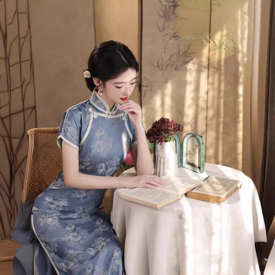 2024春夏改良チャイナドレス気質文学スリムデイリースリムシルバーパープルチャイナドレス