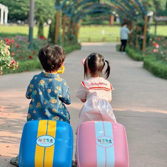 RIDE & GO（ライド＆ゴー） 乗って行こう！韓国キッズが乗れるキャリーケース・オリジナルモデル 24,890円