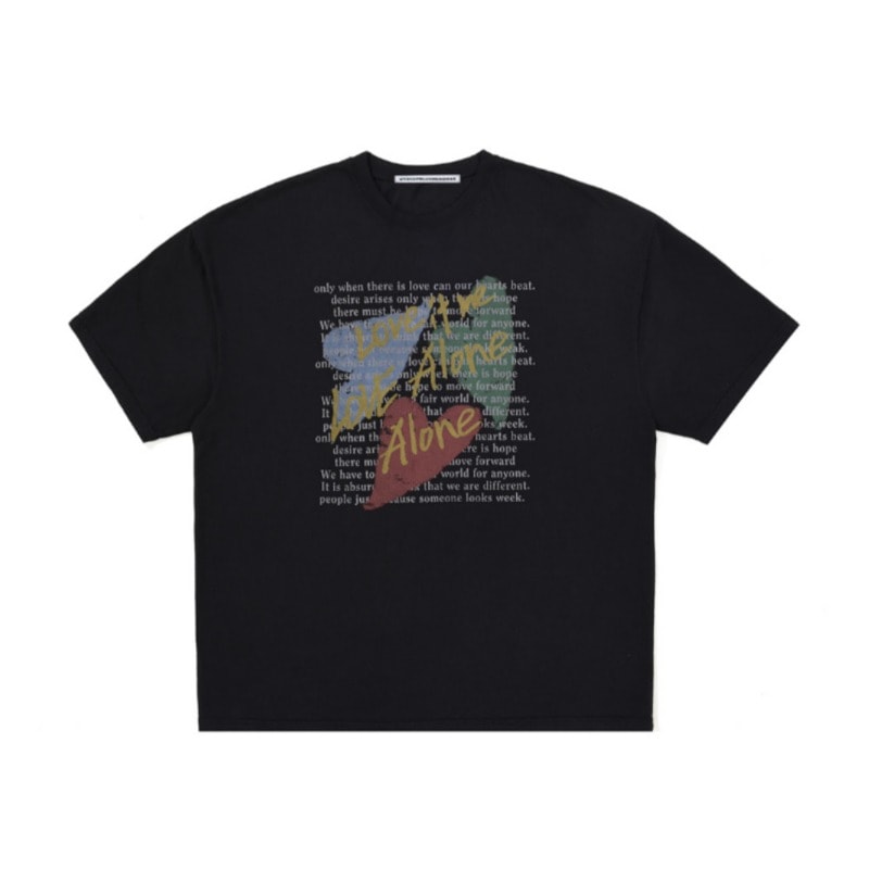 LOVE IS ALONE T-SHIRT IN CHARCOAL