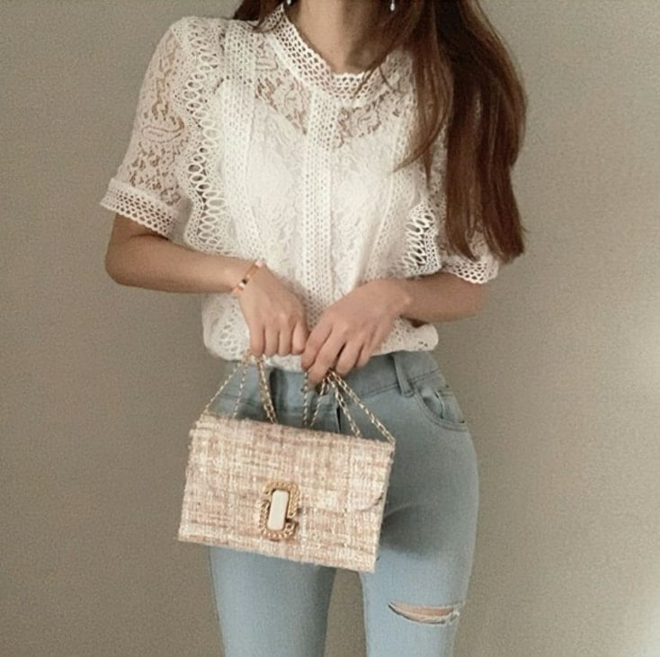 トップス ワンピース ブラウス カットソー 袖なし 半袖 ラウンドネック 襟なし レース 刺繍 フリル 薄手 かわいい 大人可愛い きれいめ シンプル 大人 上品 おしゃれ お洒落 大人可愛い