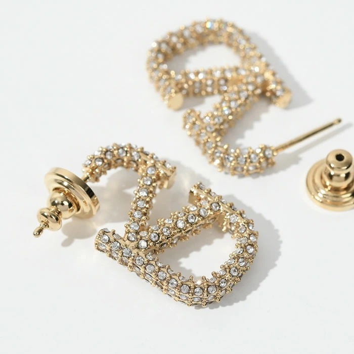 ピアス アクセサリー J0G73 YCW Vロゴメタル クリスタルピアス レディース シルバー ゴールド キャッチ式 Vロゴ 人気 おすすめ