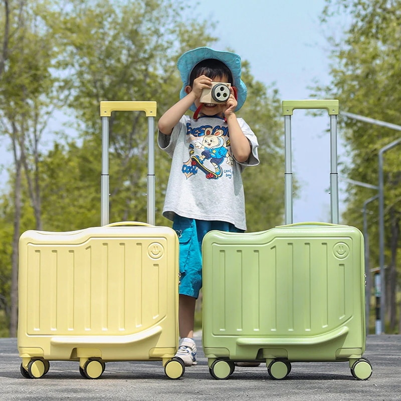 2026新作 高見え 乗れる子供用スーツケース男女兼用 頑丈耐用 ロック機能付き 機内持ち込み対応キャリーケース lサイズ キャリーケース mサイズ キャリーケース sサイズ
