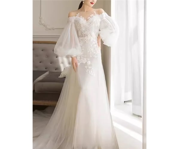 レディース ドレス ウエディングドレス ウェルカムドレス ウェディング パーティー 結婚式 二次会 披露宴 ロング マキシ 長袖 ボリューム オフショル スリム 細身 透け感 背中開き 可愛い