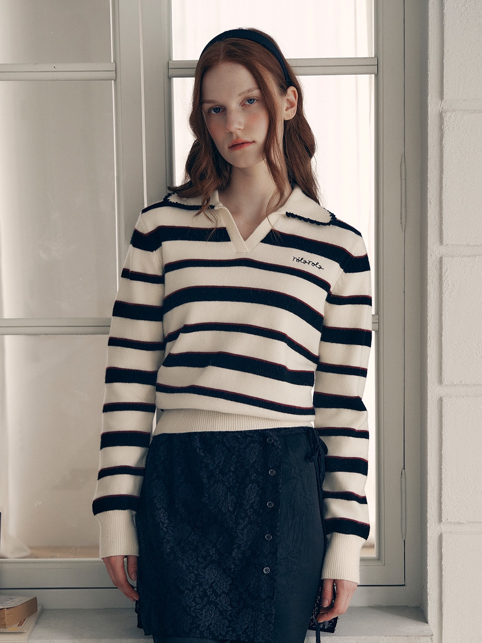 V NECK COLLAR STRIPE KNIT PULLOVER IVORY