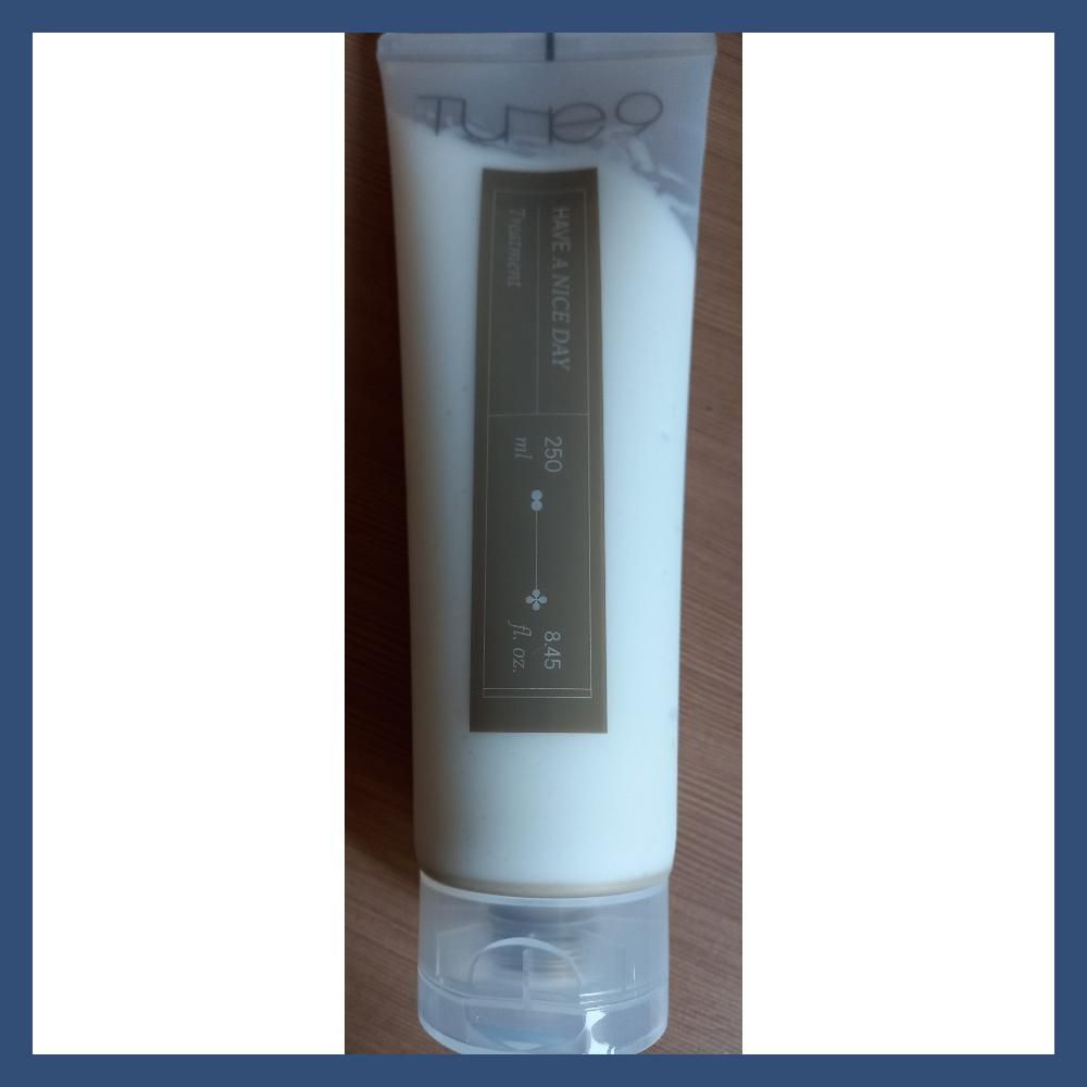 チューンナインハブアナイスデイビーガン脱毛緩和トリートメント250ml