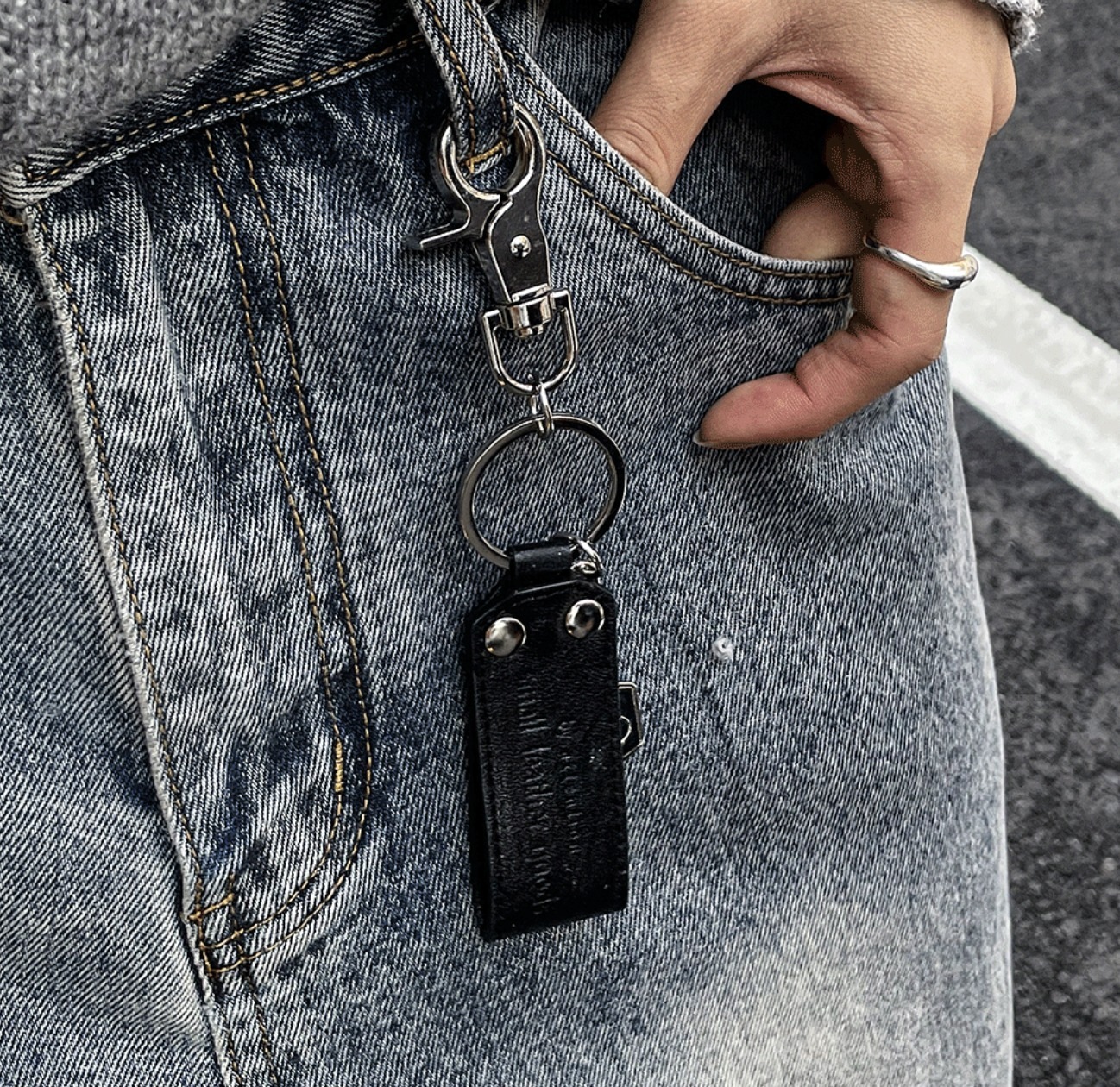 [COSYHARU公式] Real Leather Keyring