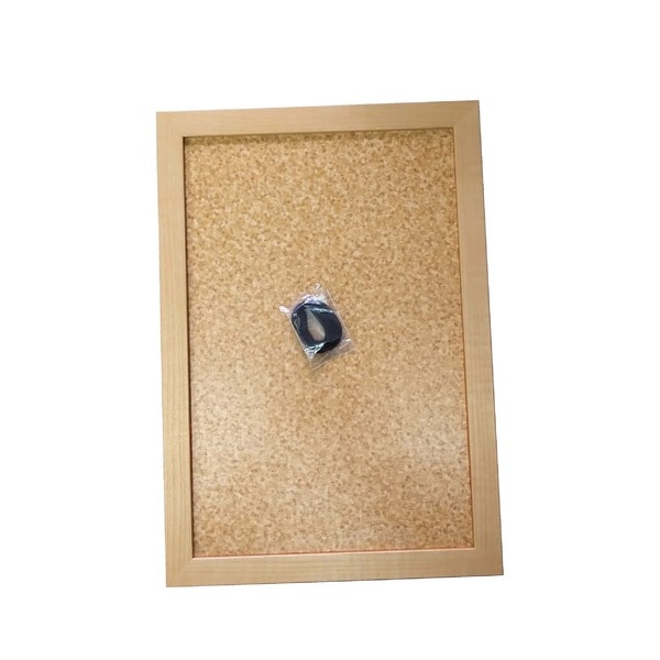 何度でも貼ってはがせる額 A2 586×436mm ナチュラル 画びょう・テープが必要ない ペタペタ貼れるボード 粘着ボード