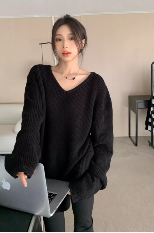 シンプル Vネック ルーズ ニット 大きいサイズ 長袖 Vネック 長袖 無地 ミディアム オーバーサイズ カジュアルスタイル レディース かわいい 大人可愛い カジュアル 上品 おしゃれ メンズライク 5,052円