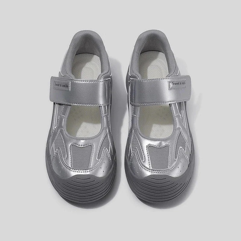 厚底スポーツ透かしメアリージェーンスポーツサンダル夏新マジック貼り厚底サンダル