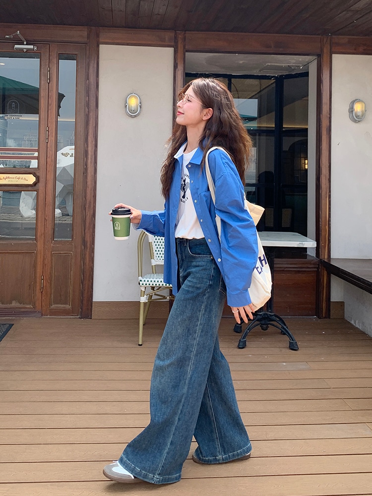 雰囲気と気質を備えた2024秋デザイン無地シャツ韓国風着痩せトップス