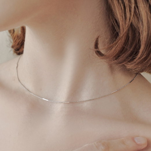 [LE SSERAFIMホユンジン着用]Pearl In Love Necklace シルバー LE SSERAFIM 허윤진 許允真 Huh Yunjin | - 250719 Huh Yunjin