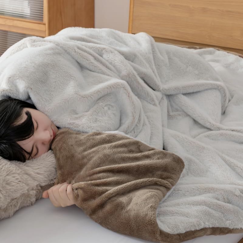 VK Living 毛布 シングル 冬用 フランネル 毛布 2枚合わせ 洗える 毛抜けない 静電気防止 140×200cm ブラウン