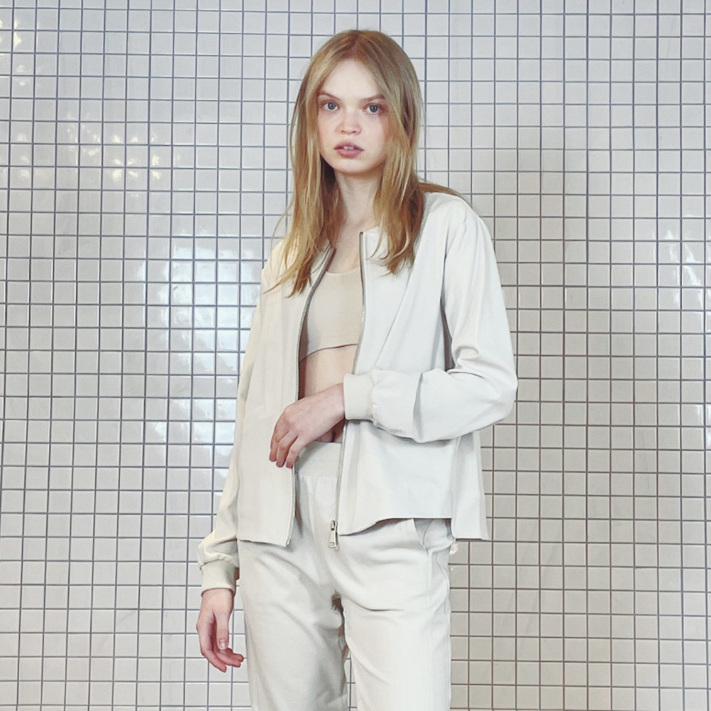 Soften Streched Unbalanced Jumper (Ivory)