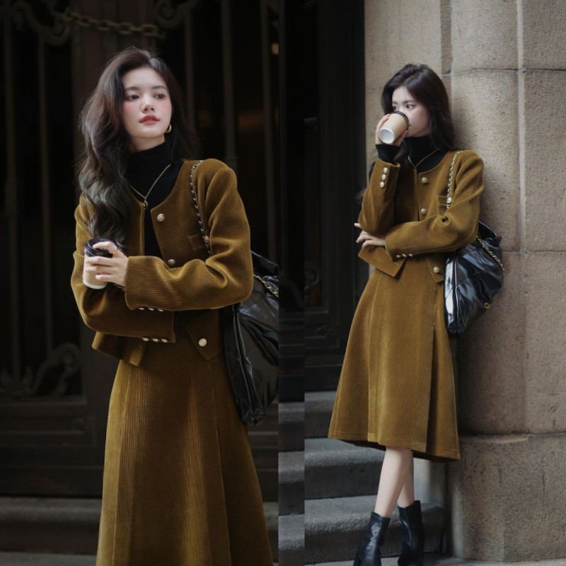 コーデュロイのセット 短いジャケット スカート 2点セット 卒業式 結婚式 二次会 花嫁 披露宴 演奏会 発表会 卒業会 入園式 6,728円